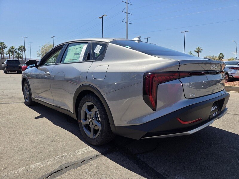New 2026 Steel Gray Kia LXS image 4