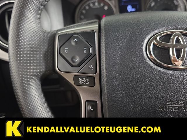 Used 2017  Toyota SR5 image 16