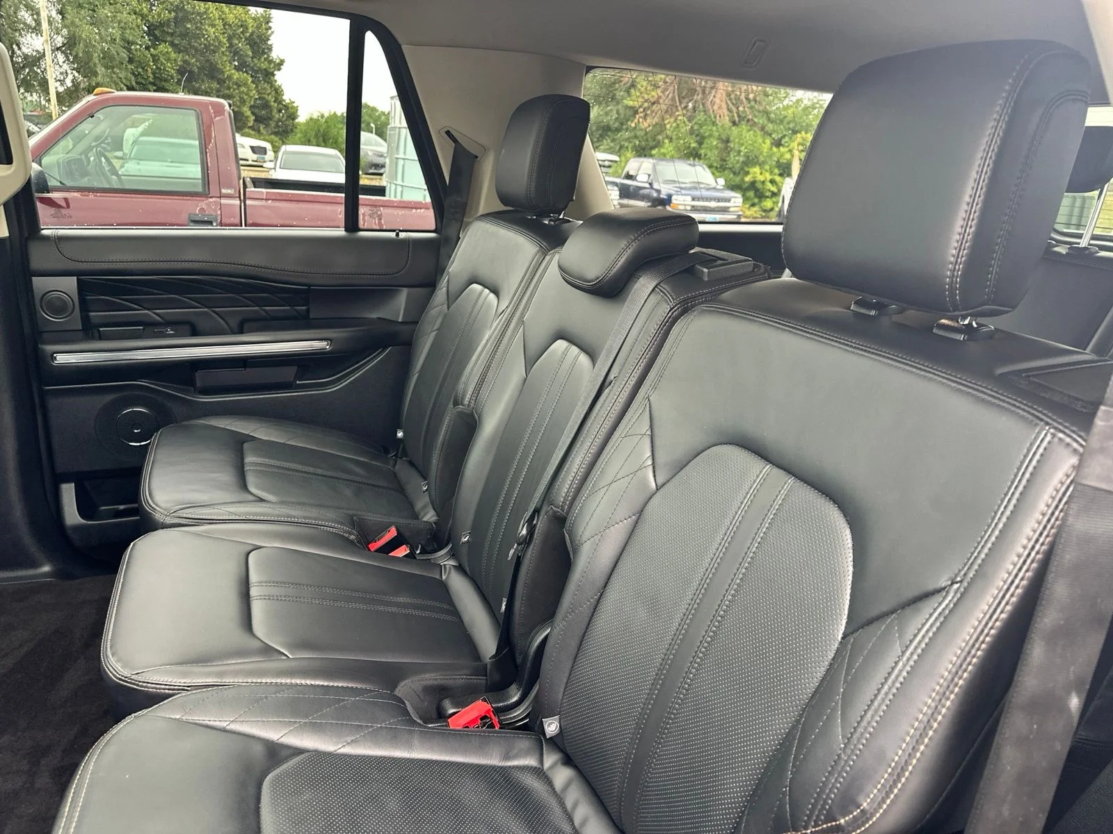 Used 2021 Brown Ford Platinum image 25