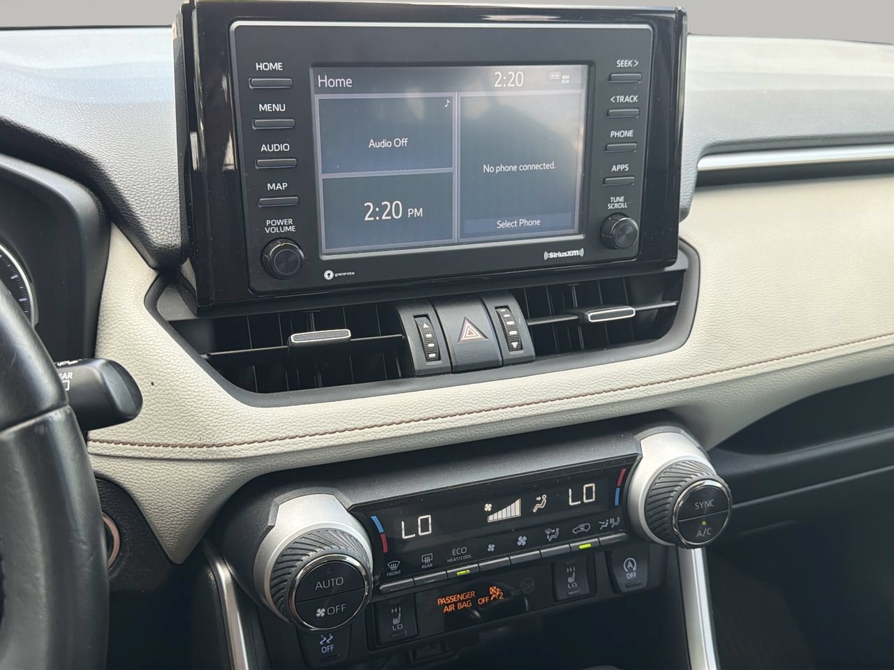 Used 2020 Silver Sky Metallic Toyota XLE Premium image 21
