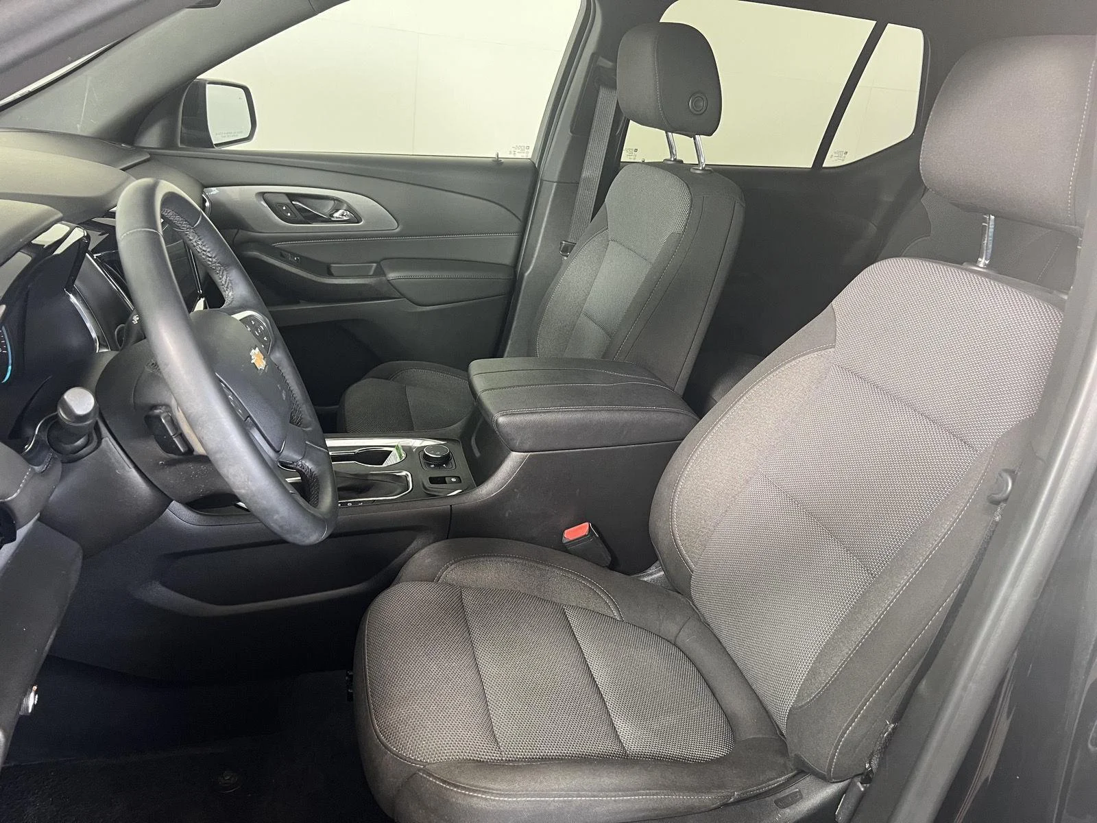 Used 2023 Black Metallic Chevrolet LT image 5
