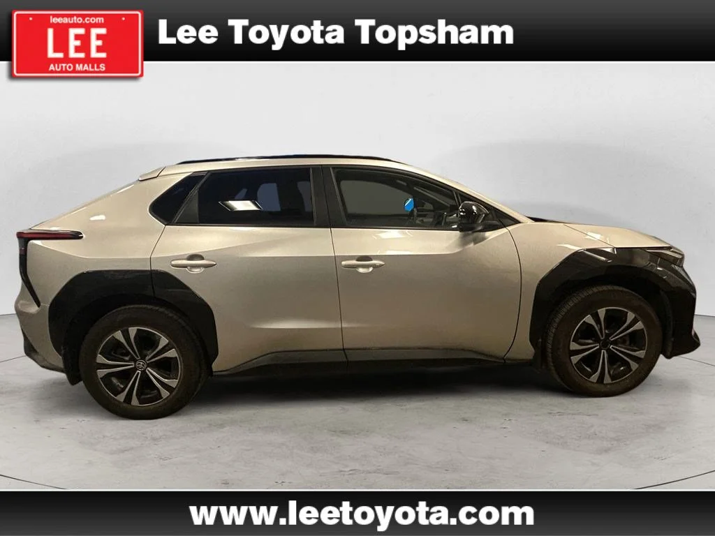 Used 2023 Silver Metallic Toyota XLE image 6