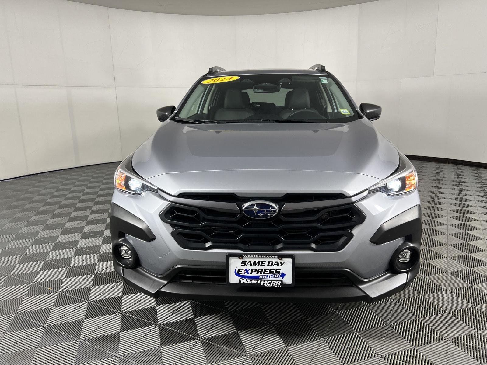 Used 2024 Ice Silver Metallic Subaru Premium image 19