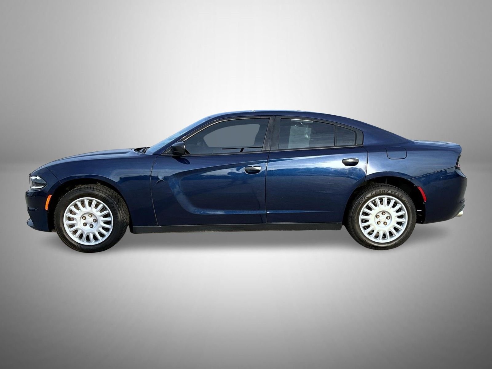 Used 2017 Blue Dodge Police image 8