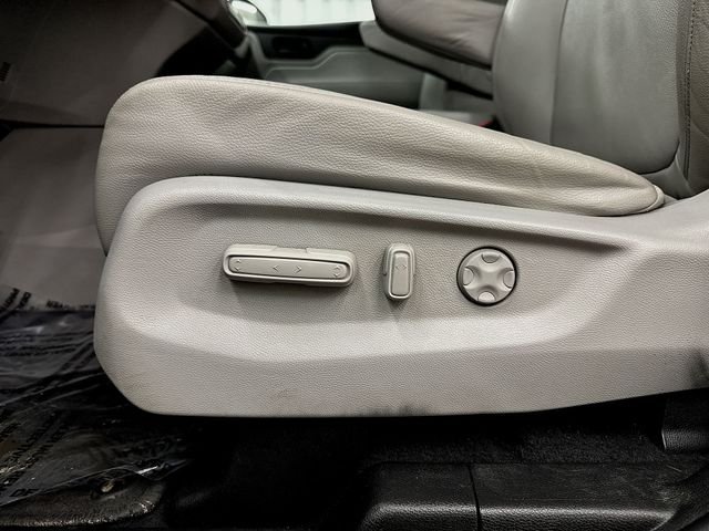 Used 2018  Honda EX-L image 13