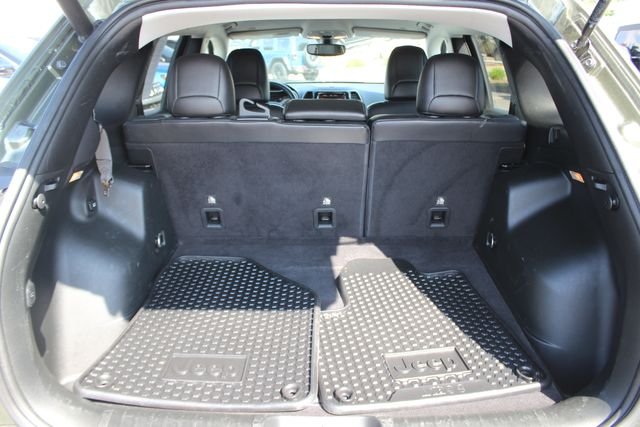 Used 2019 Green Jeep Limited image 24