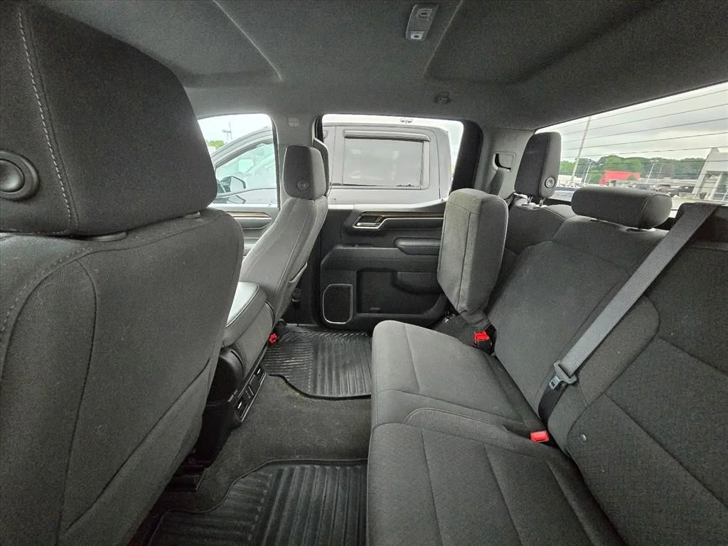Used 2022 Blue Chevrolet LT image 5