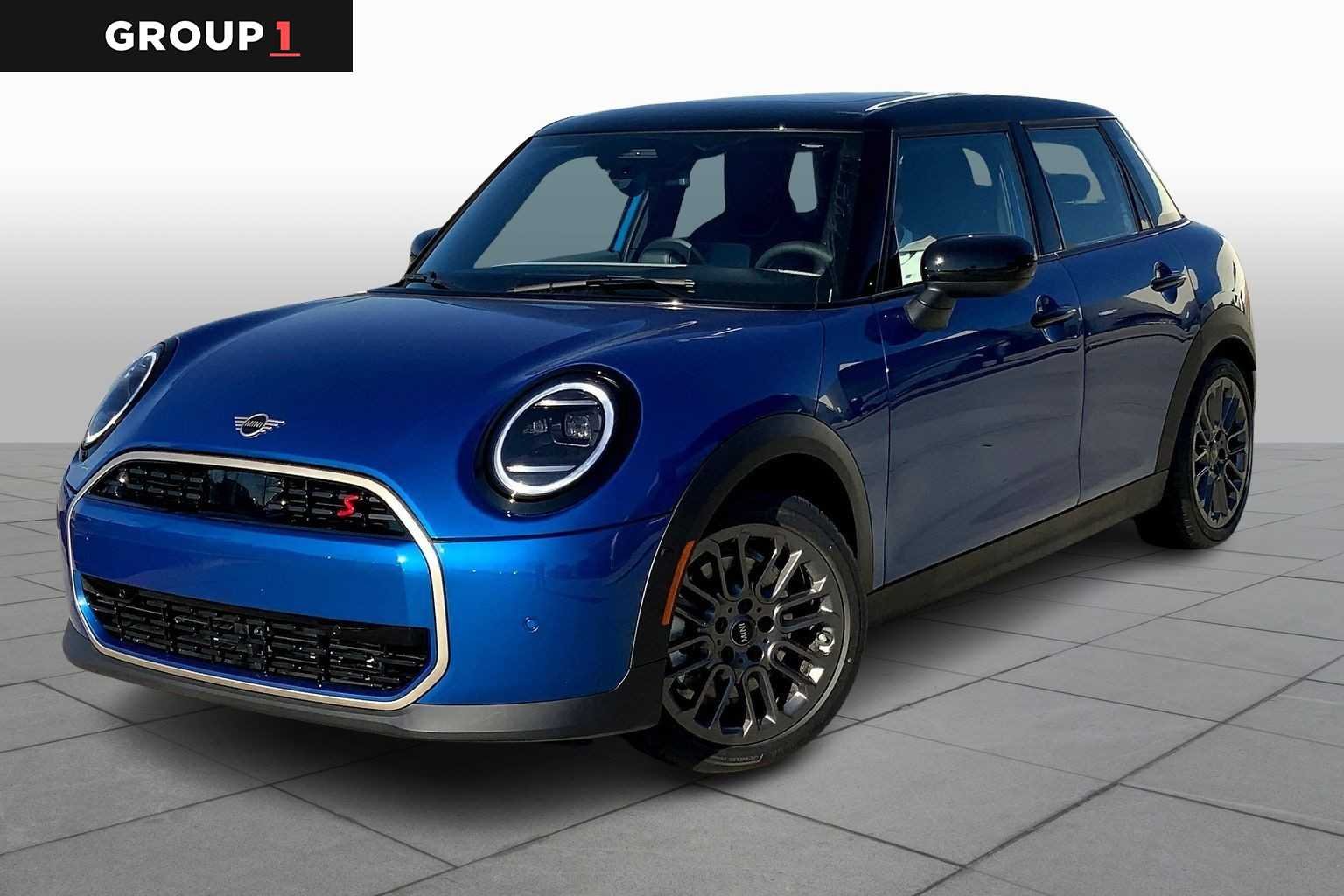 2026 MINI Hardtop Cooper S's photo