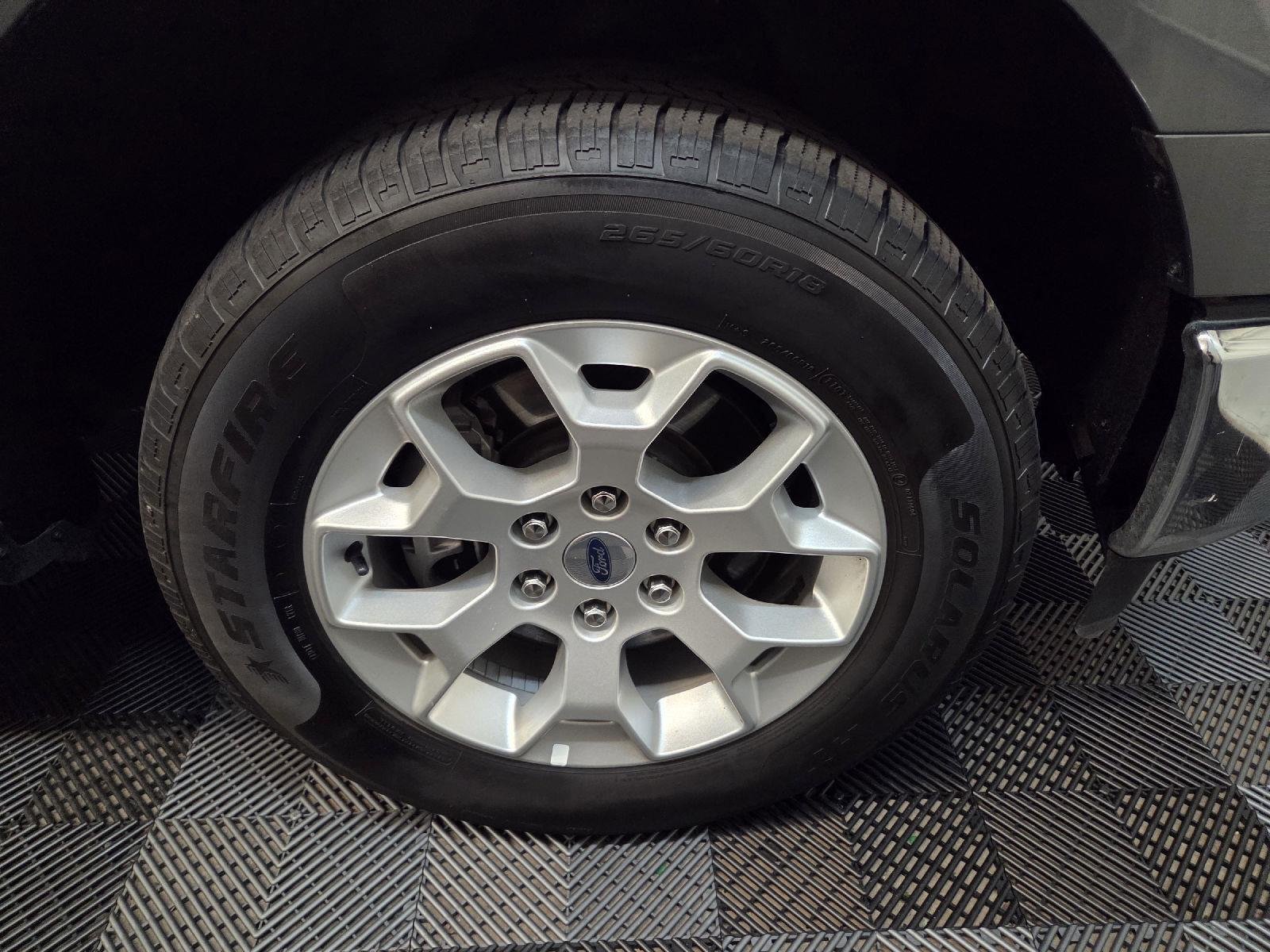 Used 2023 GRAY Ford XLT image 50