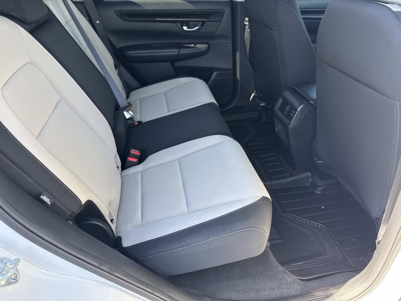 2025 Honda CR-V LX - Photo 31