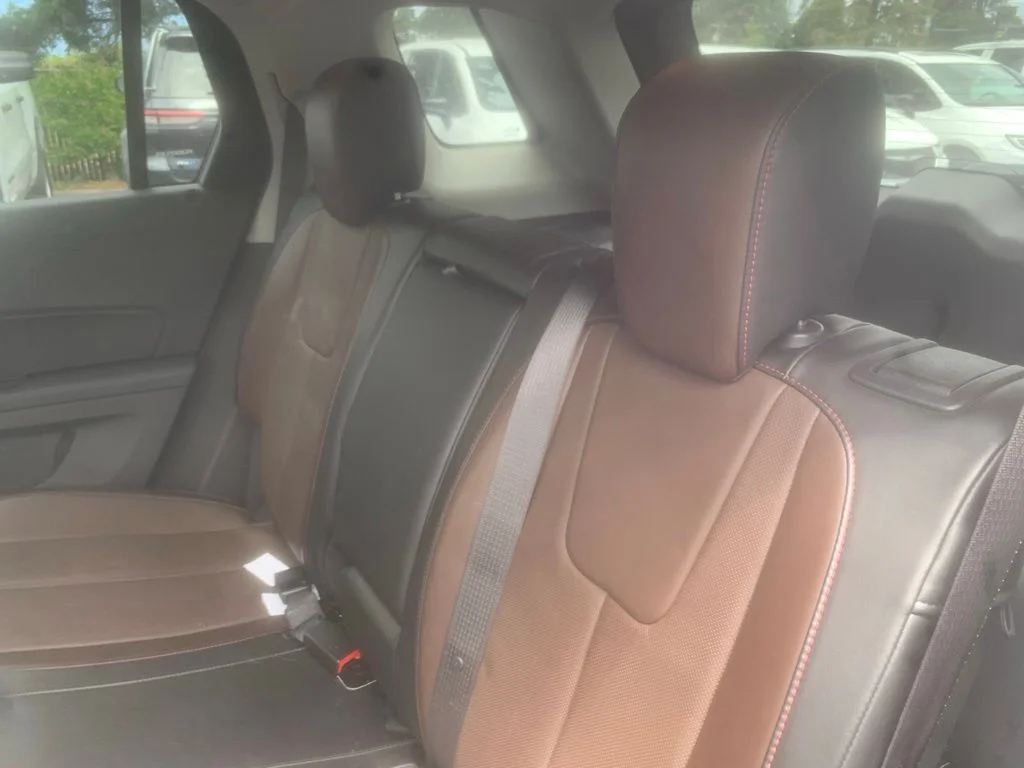 Used 2014 Atlantis Blue Metallic GMC SLT-1 image 17