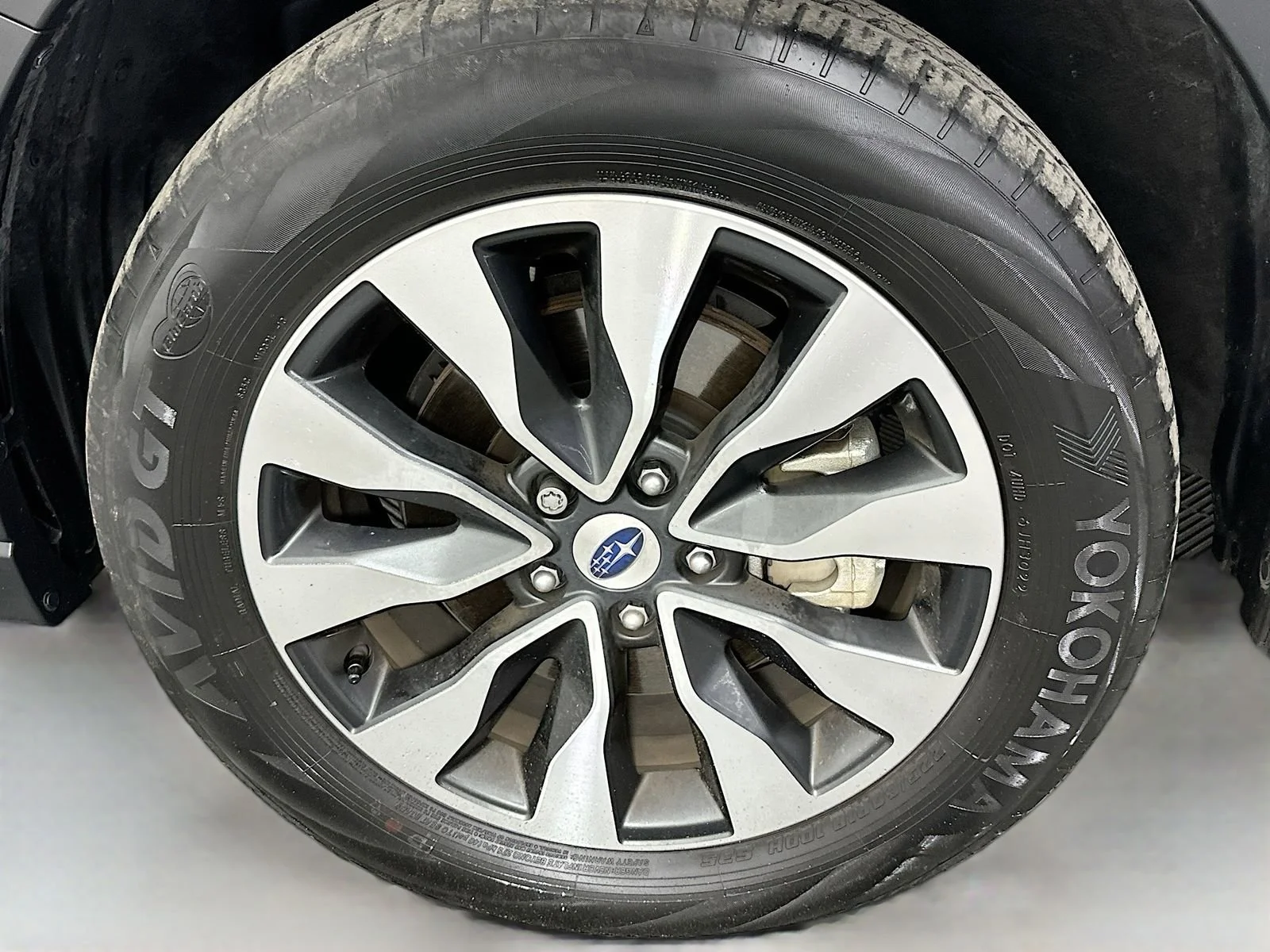 Used 2023 White Subaru Limited XT image 34