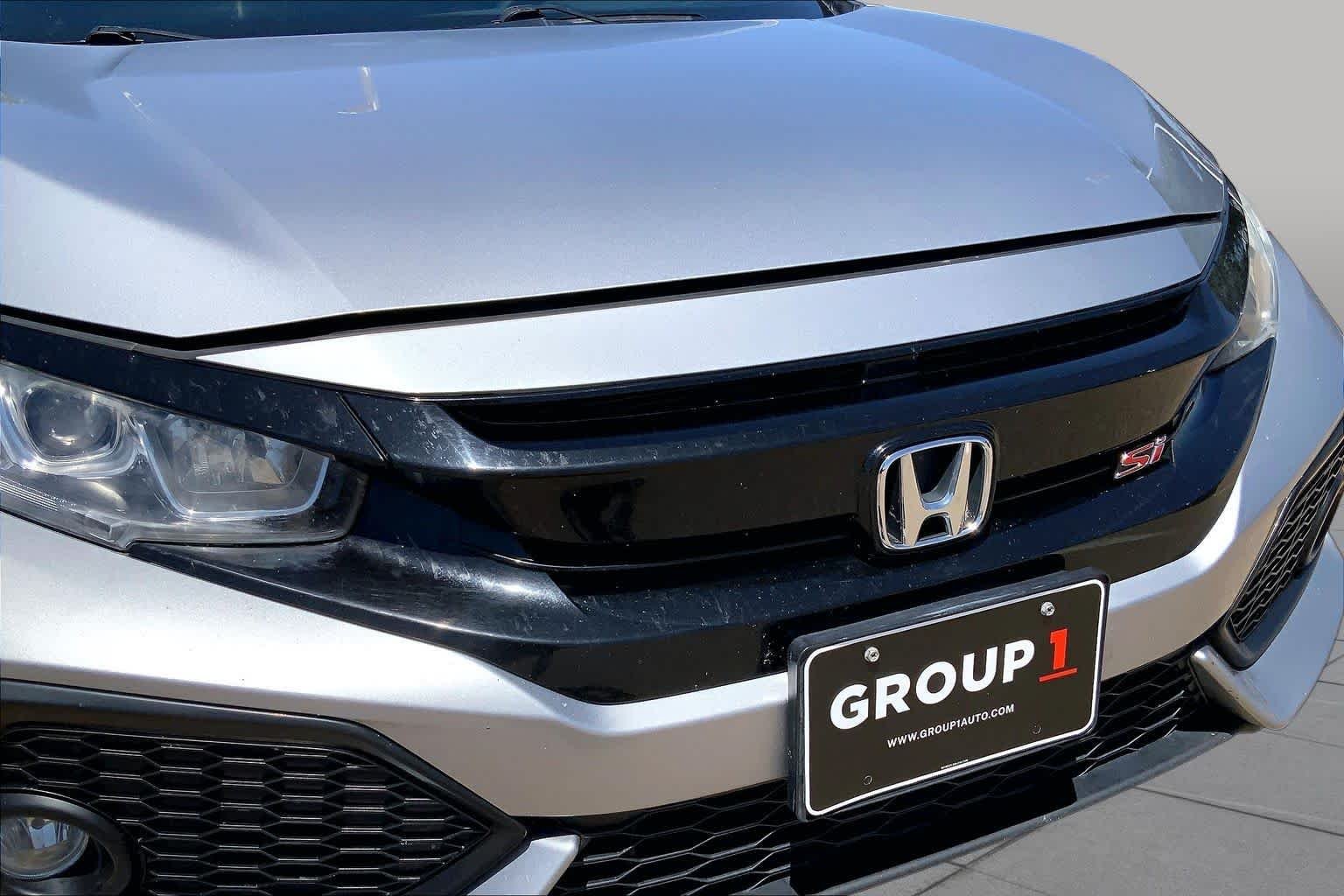 Used 2017 Modern Steel Metallic Honda Si image 35