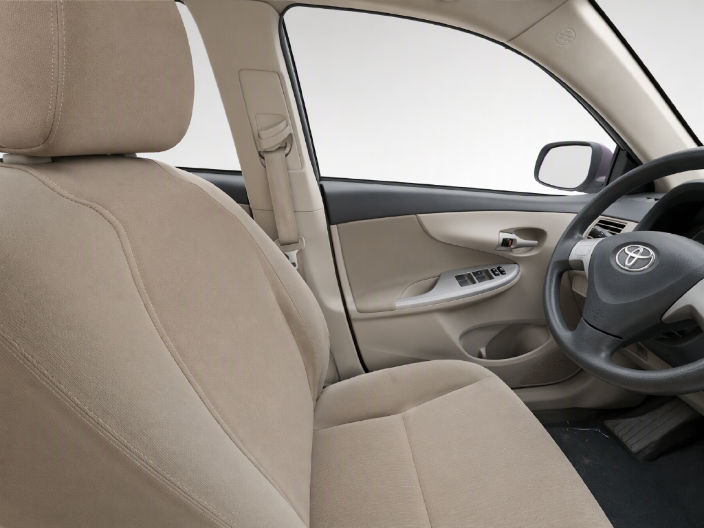 Used 2011 White Toyota LE image 11