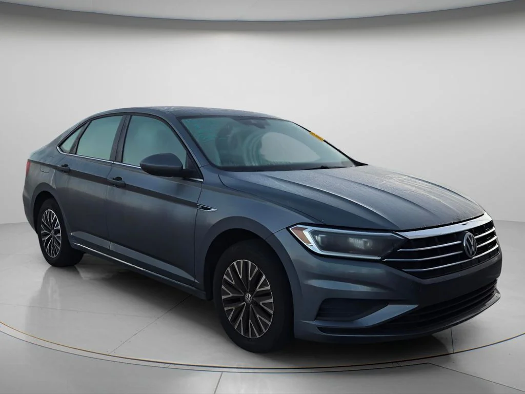 Used 2019  Volkswagen SEL image 3