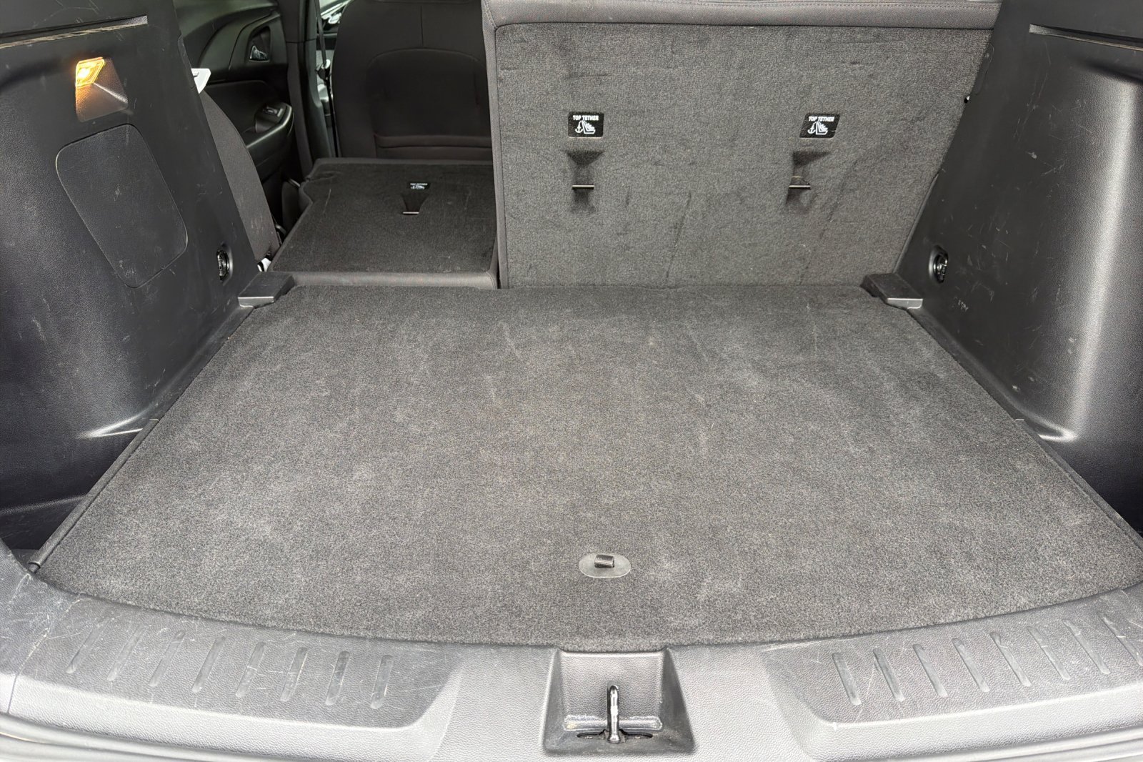 Used 2025 Summit White Chevrolet LT image 15