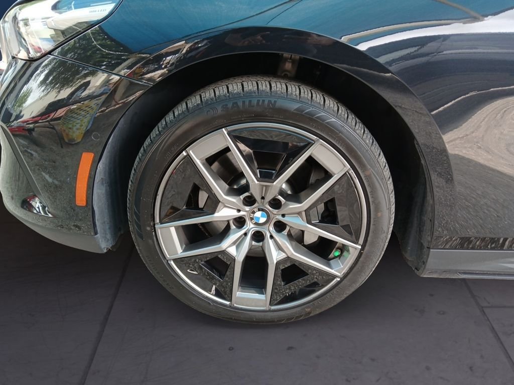 Used 2026 Black BMW 530i xDrive image 9