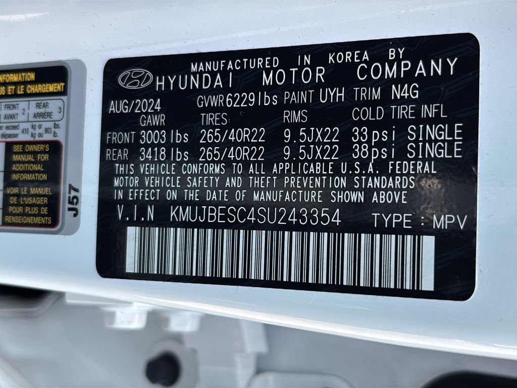 Certified Used 2025 Uyuni White Genesis 3.5T e-SC image 38
