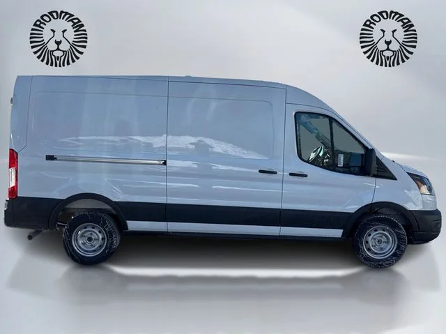 New 2026 Oxford White Ford Cargo Van image 5