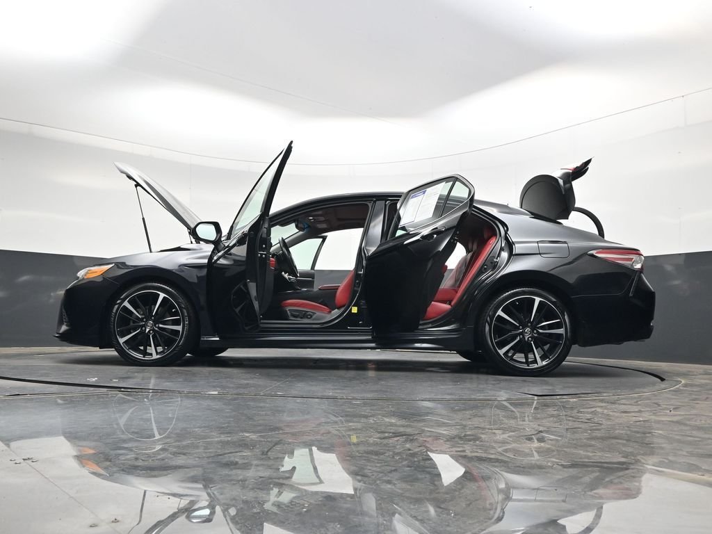 Used 2018 Black Toyota XSE image 44