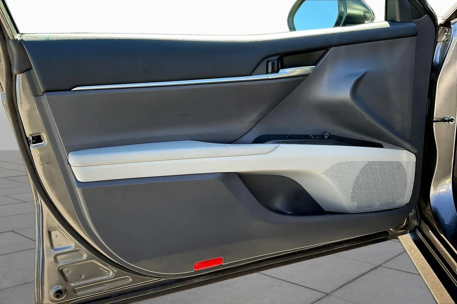 Used 2024 Predawn Gray Mica Toyota LE image 21