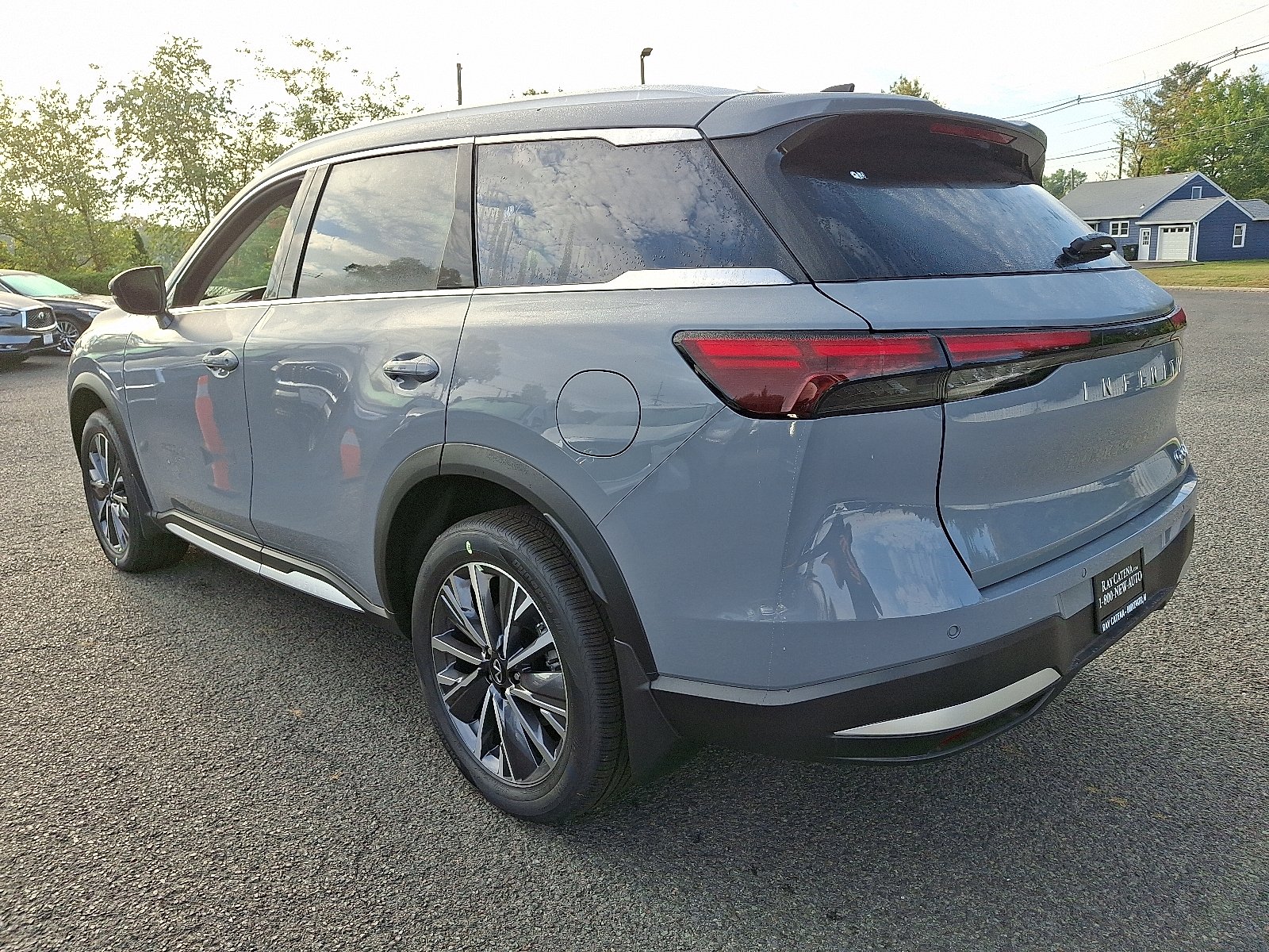 2026 Infiniti QX60 Luxe AWD photo 3