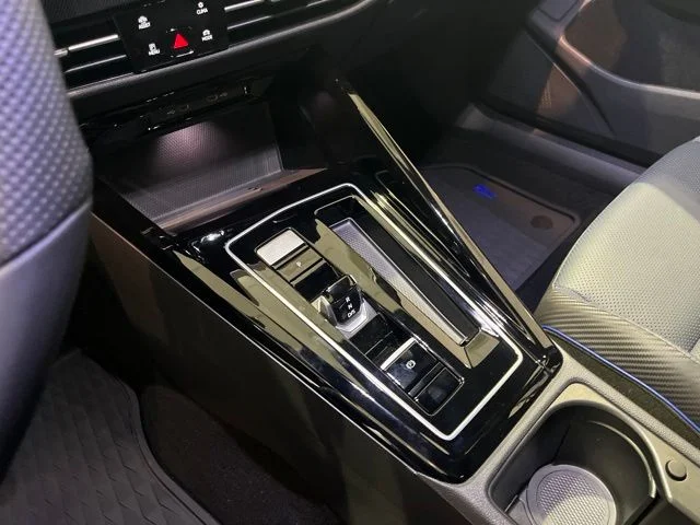 New 2026 Blue Volkswagen 2.0T image 16