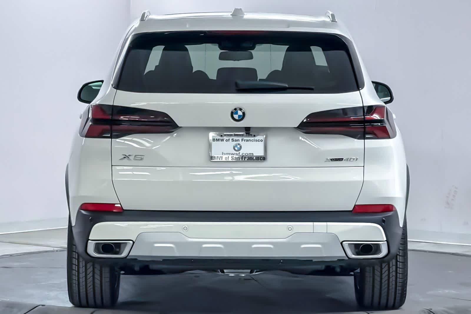 New 2026 Alpine White BMW xDrive40i image 7