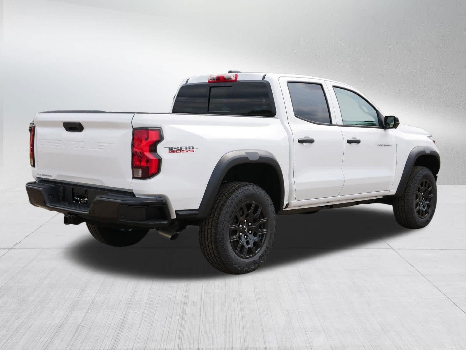 New 2026 Summit White Chevrolet Trail Boss image 5