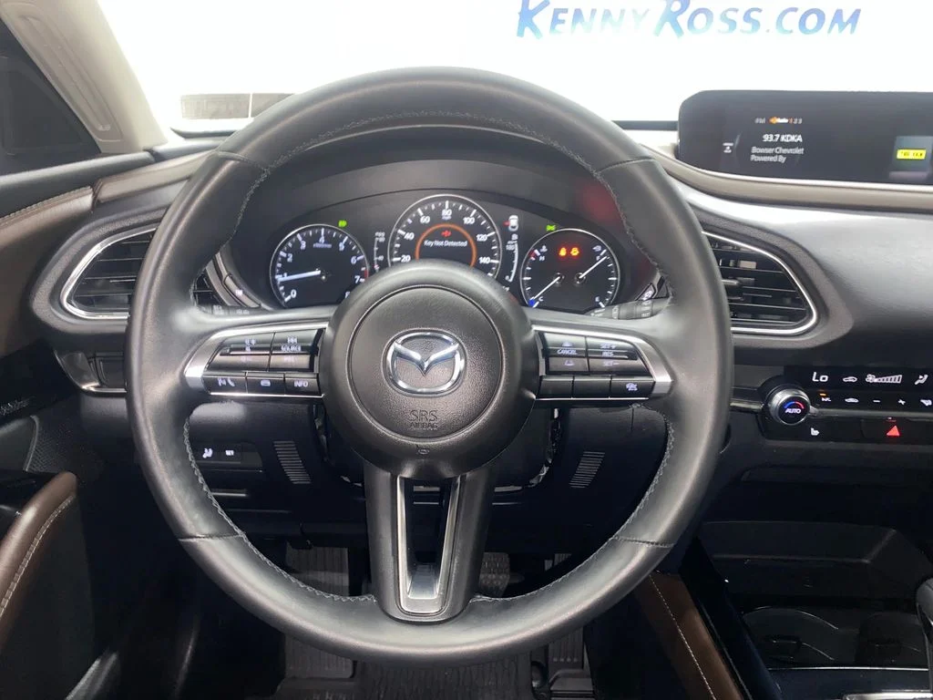 2025 Mazda CX-30 Premium - Photo 32