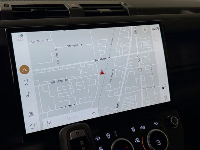 New 2026 Fuji White Land Rover X-Dynamic SE image 16