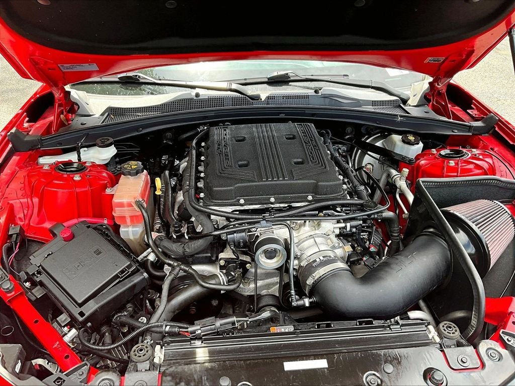 Used 2017 Red Chevrolet SS image 29