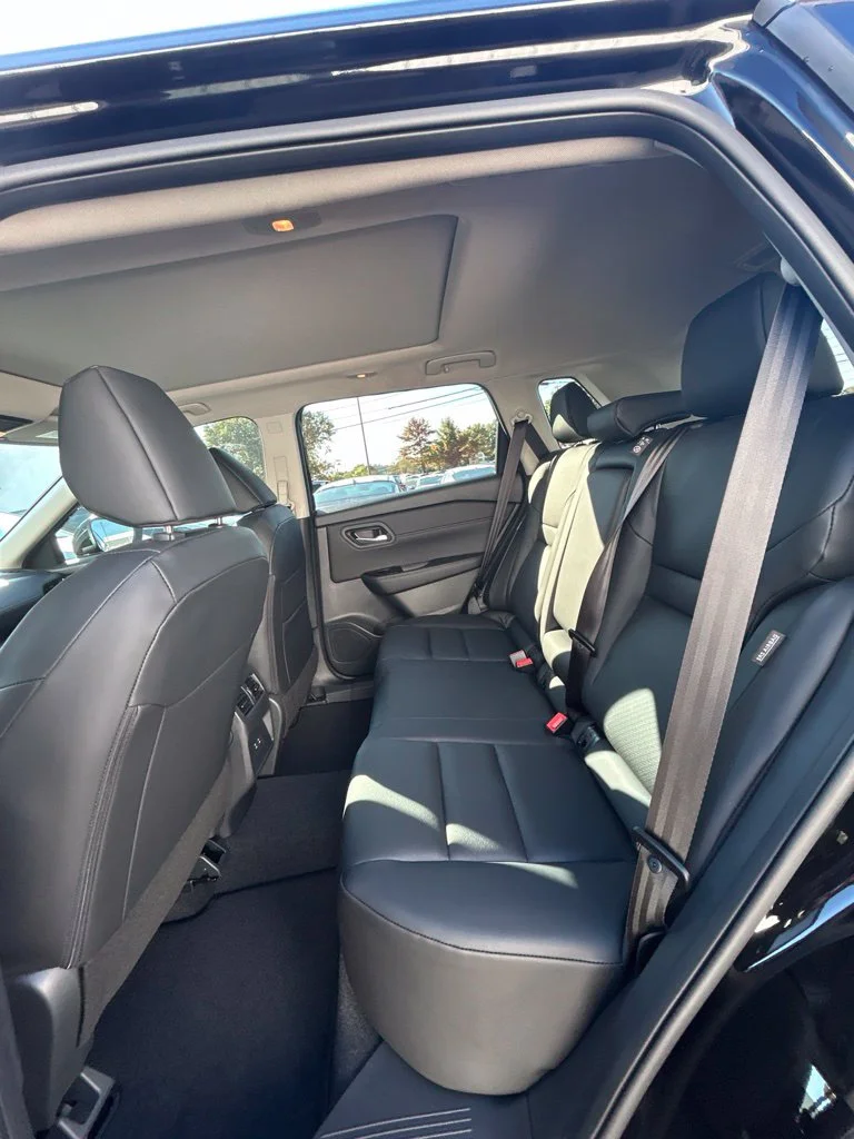 Used 2026 Black Nissan Dark Armor image 17