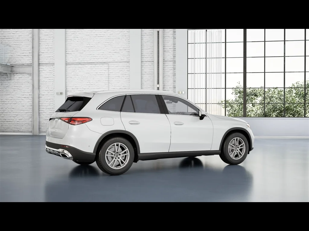 New 2026 MANUFAKTUR Moonlight White Metallic Mercedes-Benz GLC 300 image 14