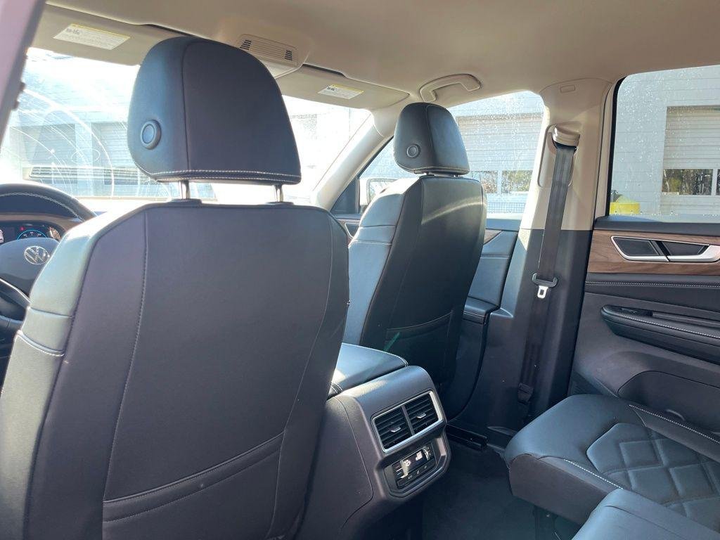 New 2026 Opal White Pearl Volkswagen 2.0T SE image 25
