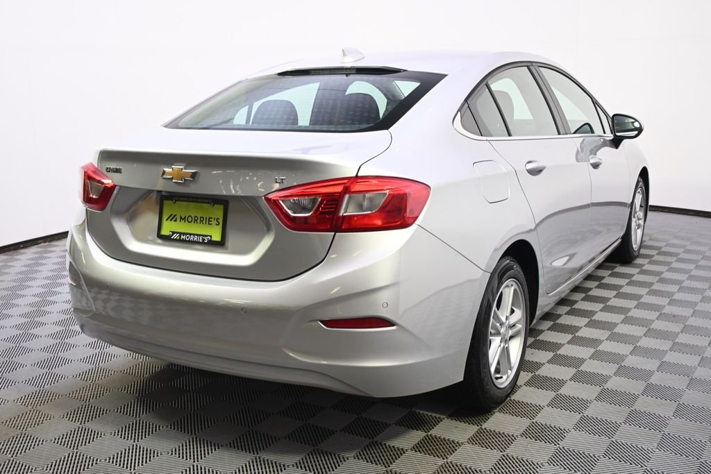 Used 2017 Silver Ice Metallic Chevrolet LT image 6