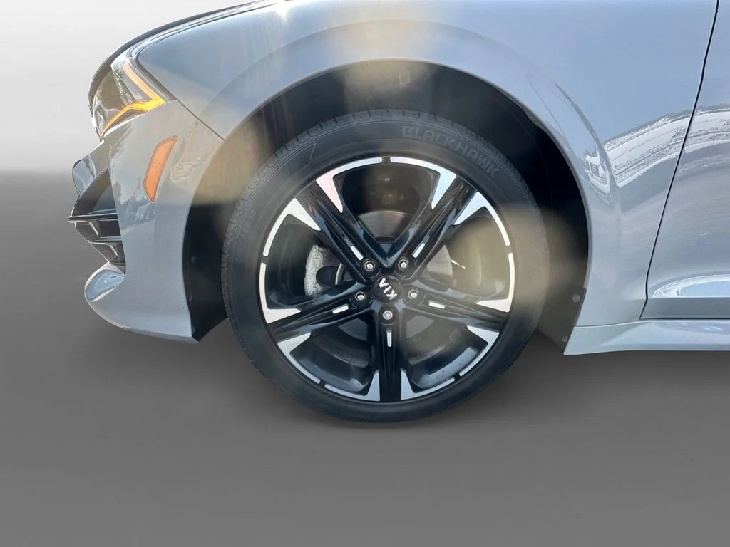 Used 2021 Gray Kia GT-Line image 15