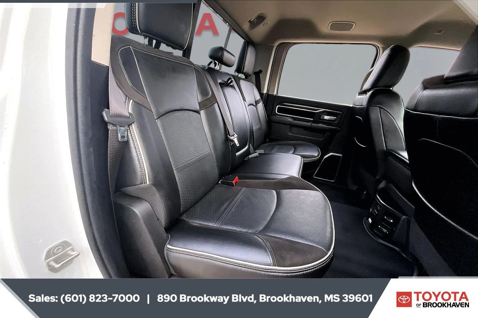 Used 2023 Bright White Clearcoat Ram Laramie image 19