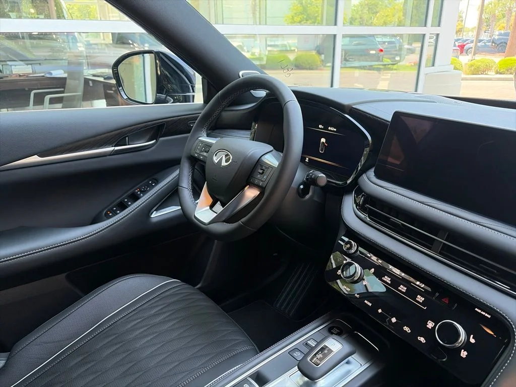 New 2027 GRAND BLUE INFINITI AUTOGRAPH image 5
