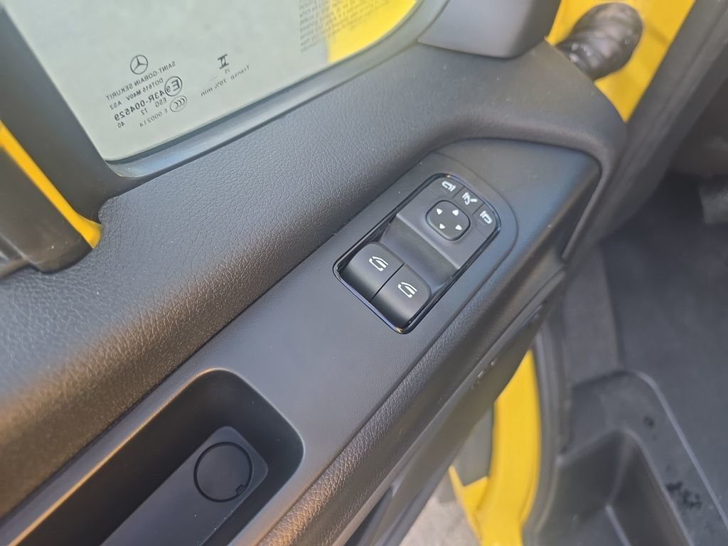 New 2026 calcite yellow Mercedes-Benz Cargo 170 WB image 11