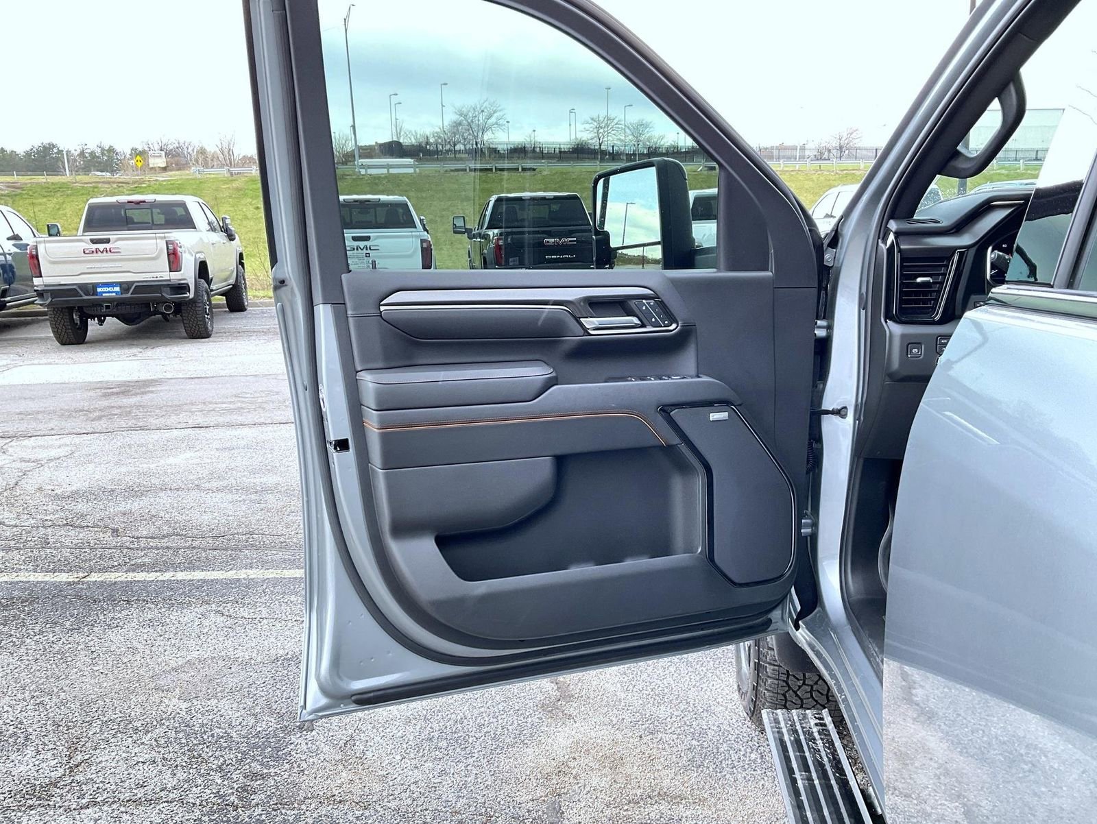 Certified Used 2024 Sterling Metallic GMC AT4 image 9