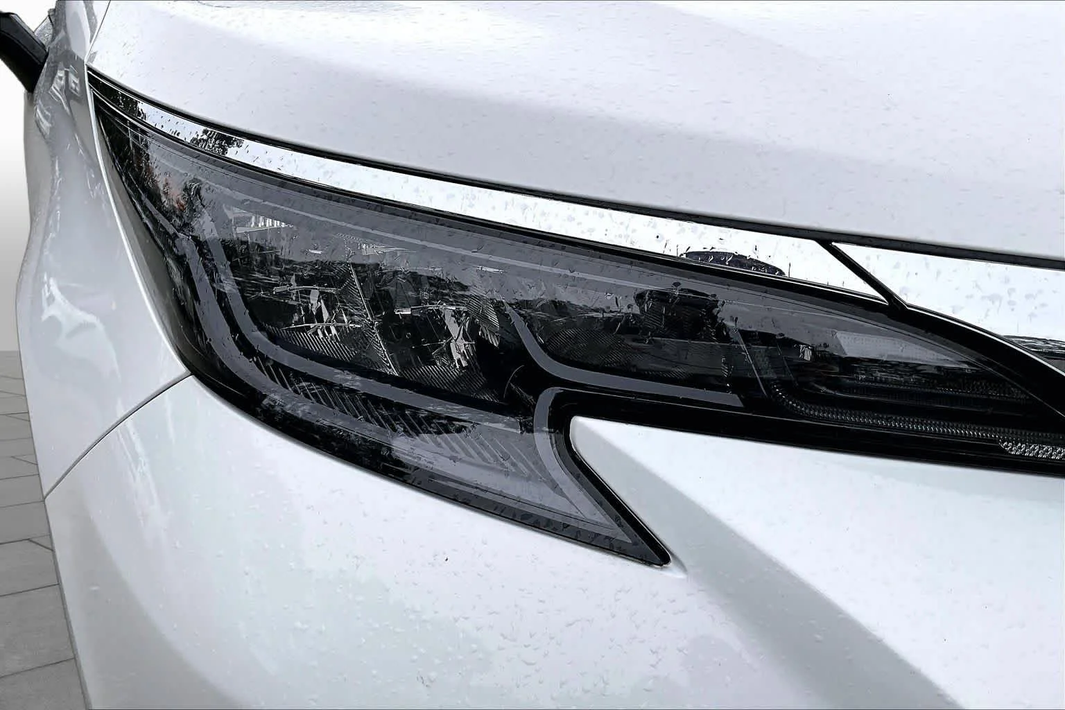 Used 2024 Ice Cap Toyota LE image 26