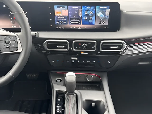 2026 Nissan Sentra SR - Photo 15