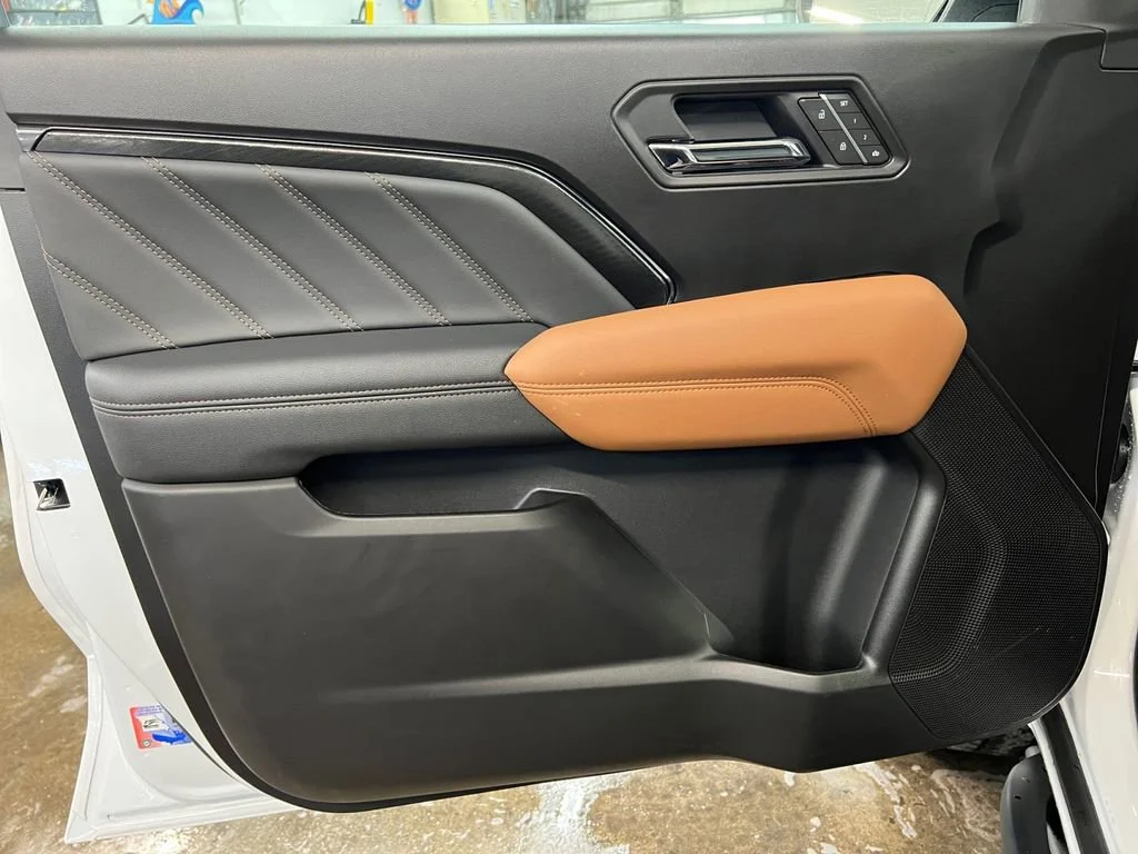 2025 GMC Canyon AT4 - Photo 28