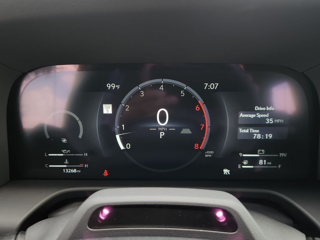 Certified Used 2025 White Pearl Lexus 550 Luxury+ image 15