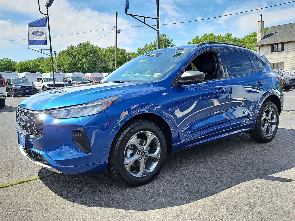 Used 2023 Blue Ford ST-Line image 3