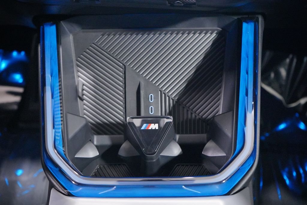 New 2026 Alpine White BMW 30 xDrive image 12