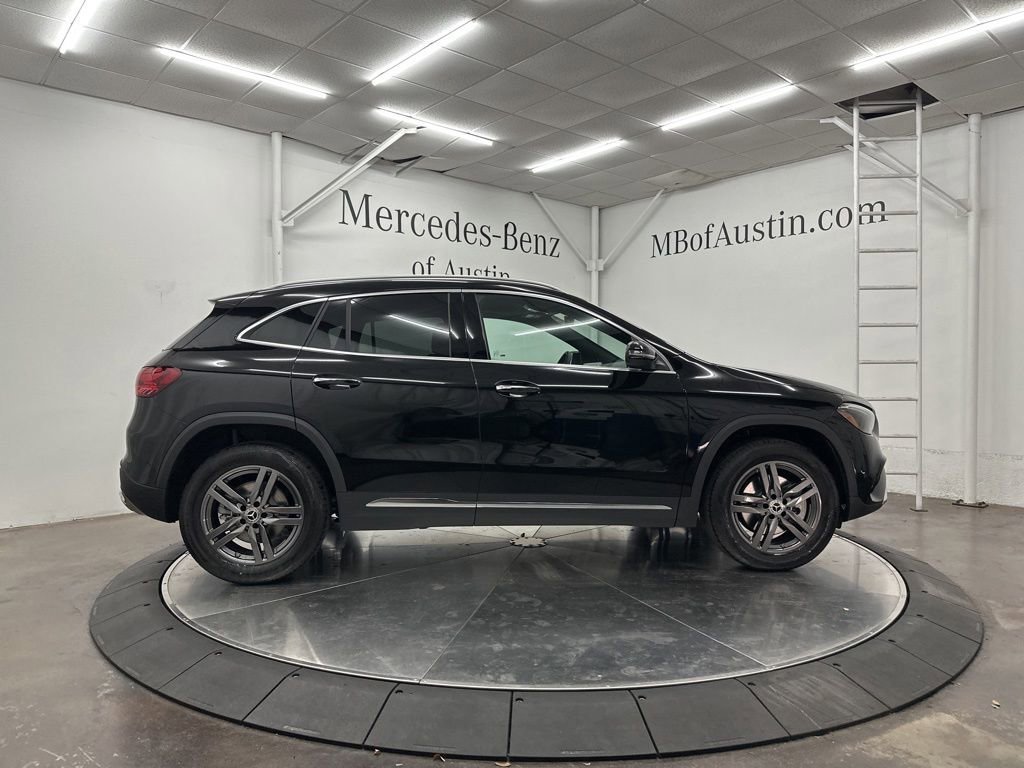 New 2026 Night Black Mercedes-Benz GLA 250 image 37