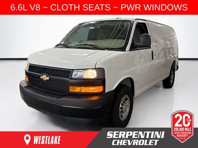 2025 Chevrolet Express 2500 Work Van HD's photo