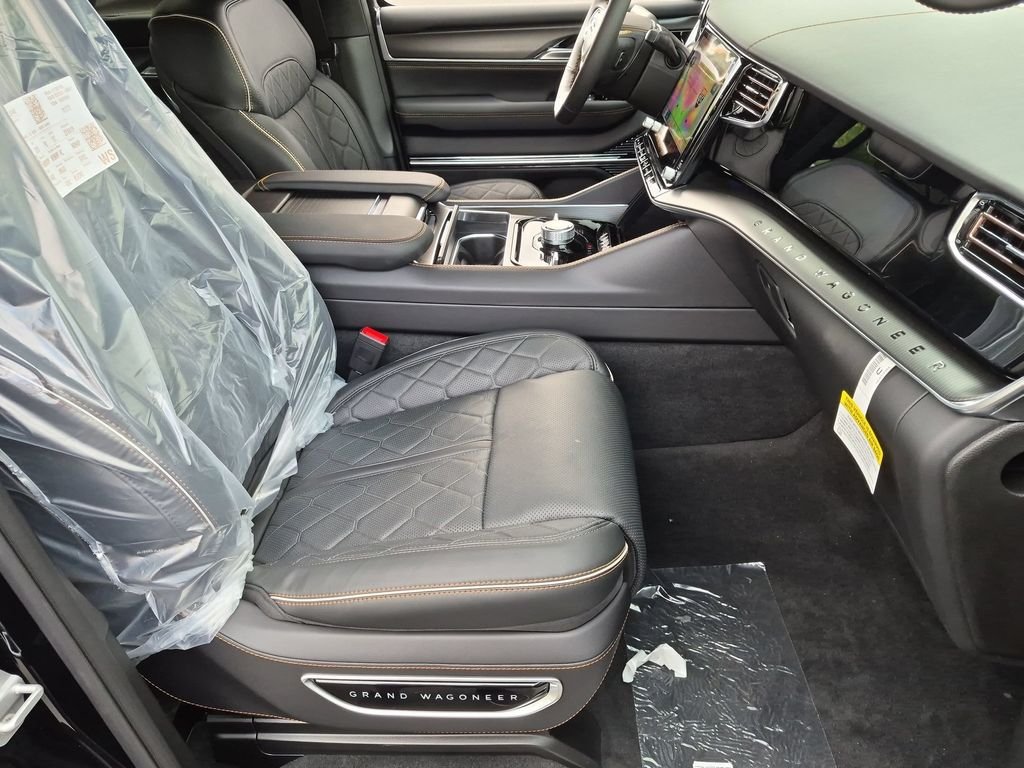 New 2026 High Gloss Black Jeep Summit Reserve image 28